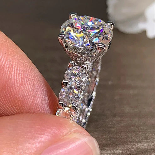 Copper Inlaid Zircon Ring Women